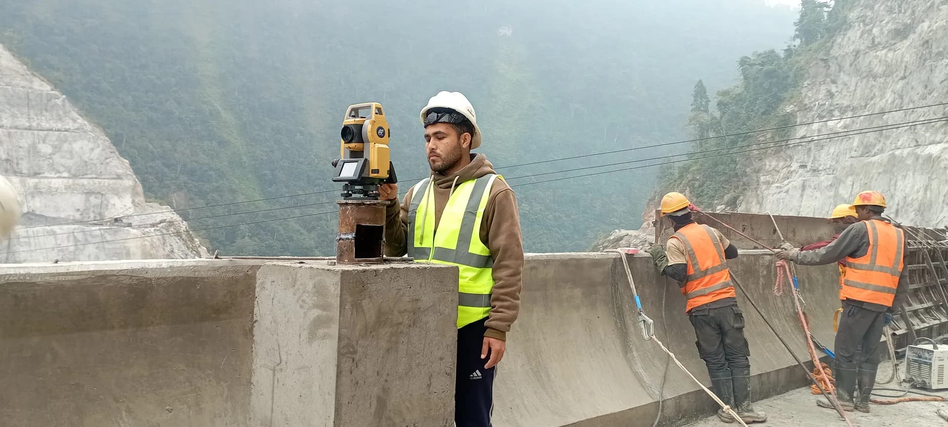 High-Precision Geodetic Control and Traversing